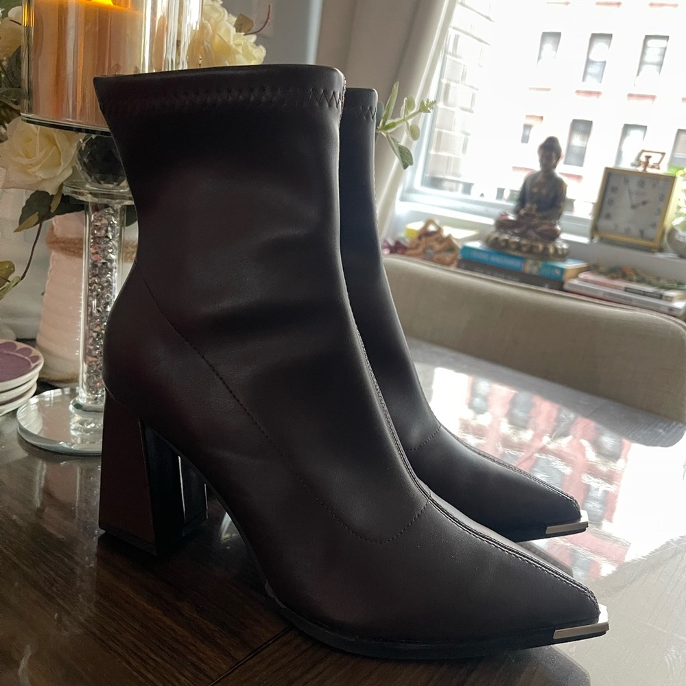 Elegant Brown Ankle Boots